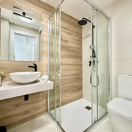 Clubrent - Silver Tower Lejlighed