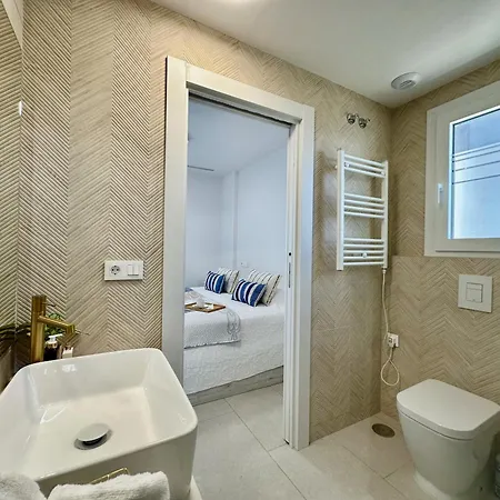 Clubrent - Silver Tower Apartment *