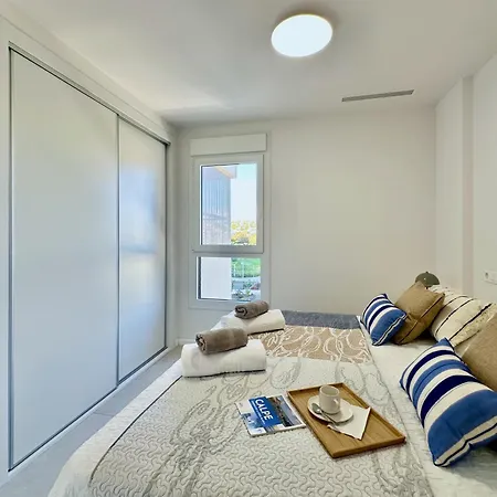 Clubrent - Silver Tower